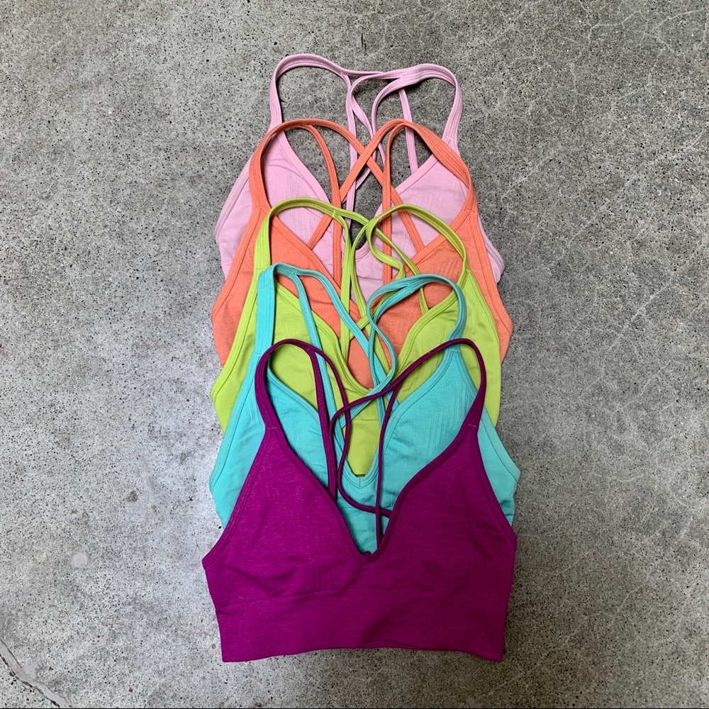 Lululemon Lot of 5 Seamlessly Plunge Sports Bras - Picture 1 of 3